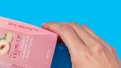 Tea package bottom with hand