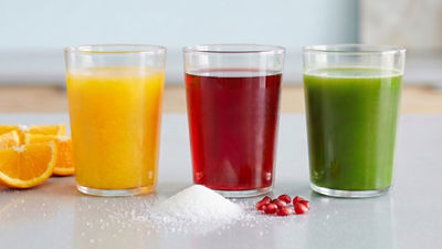 three glass of juice 
