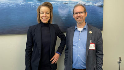 Tetra Pak 副总裁 Fiona Liebehenz与Absolicon首席执行官Joakim Byström