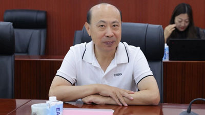 任发政院士在最后讲话中谈到，当前中国乳制品行业正在迈向世界领先行列