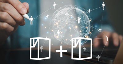 Mano con lapicera dibujando un globo terráqueo y envases de cartón Tetra Recart