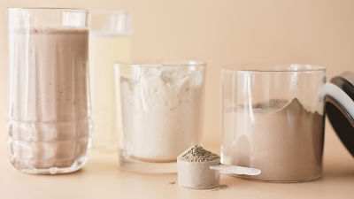 3 glasses with powder