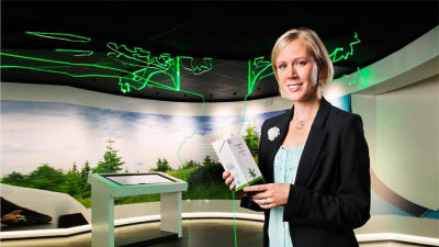 Woman holding a drink package