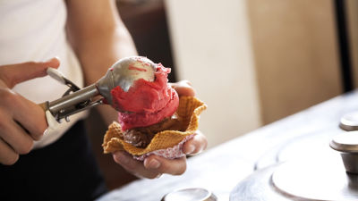 ice cream scoop raspberry