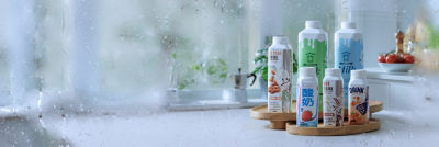 Tetra Top cartons on wooden tray