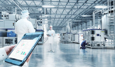 Operators in plant, digital plant solutions