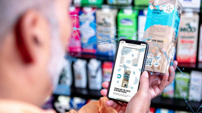 consumers scanning