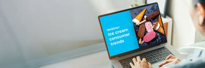 Seminario web sobre helado en laptop