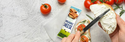Préparation de sandwichs et de fromage à tartiner dans un Tetra Fino Aseptic