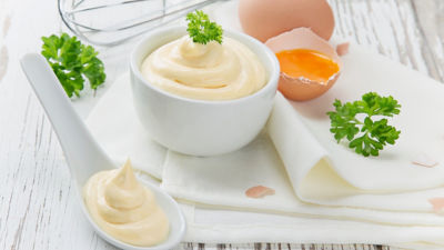 Mayonnaise and eggs