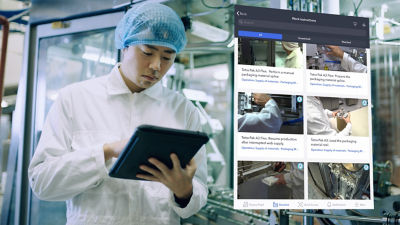 Operator with tablet, online training
