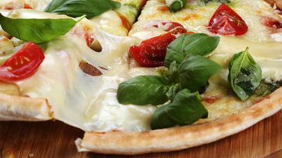 Pizza with mozzarella