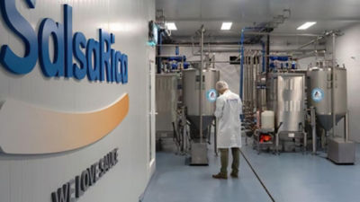 Salsa Rica production site, operator and processing equipment
