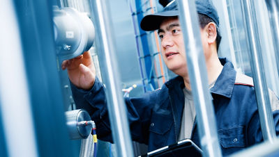 Service engineer, preventive maintenance