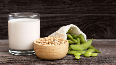 Granos de soja y bebidas de soja