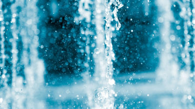 Splashing water