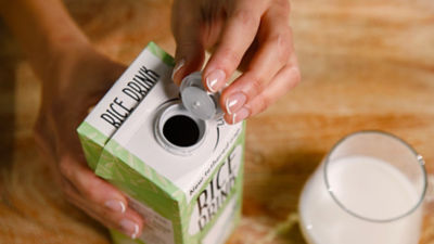Tetra Pak carton with LightWing flip cap opening