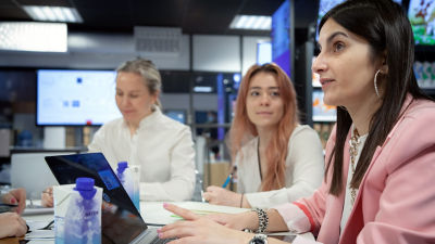 Creative business meeting in the Customer innovation centre