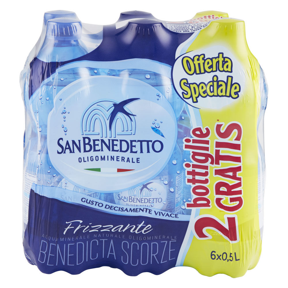 Acqua minerale frizzante 500 ml x 4 + 2 pz omaggio
