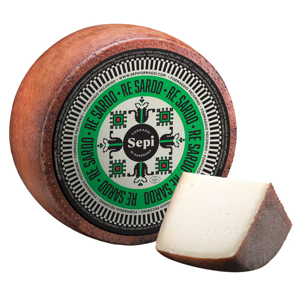 Formaggio pecorino Re Sardo a fette