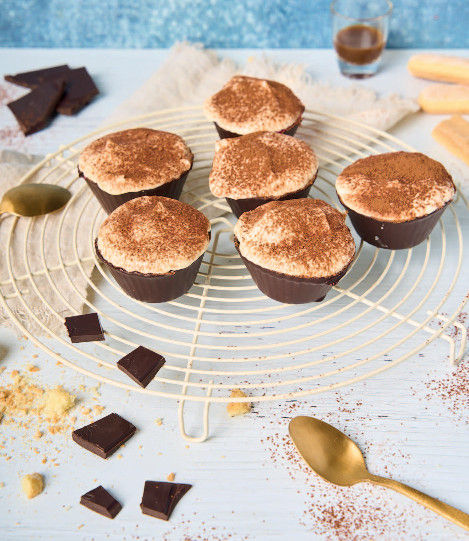 Cestini di cioccolato al tiramisù