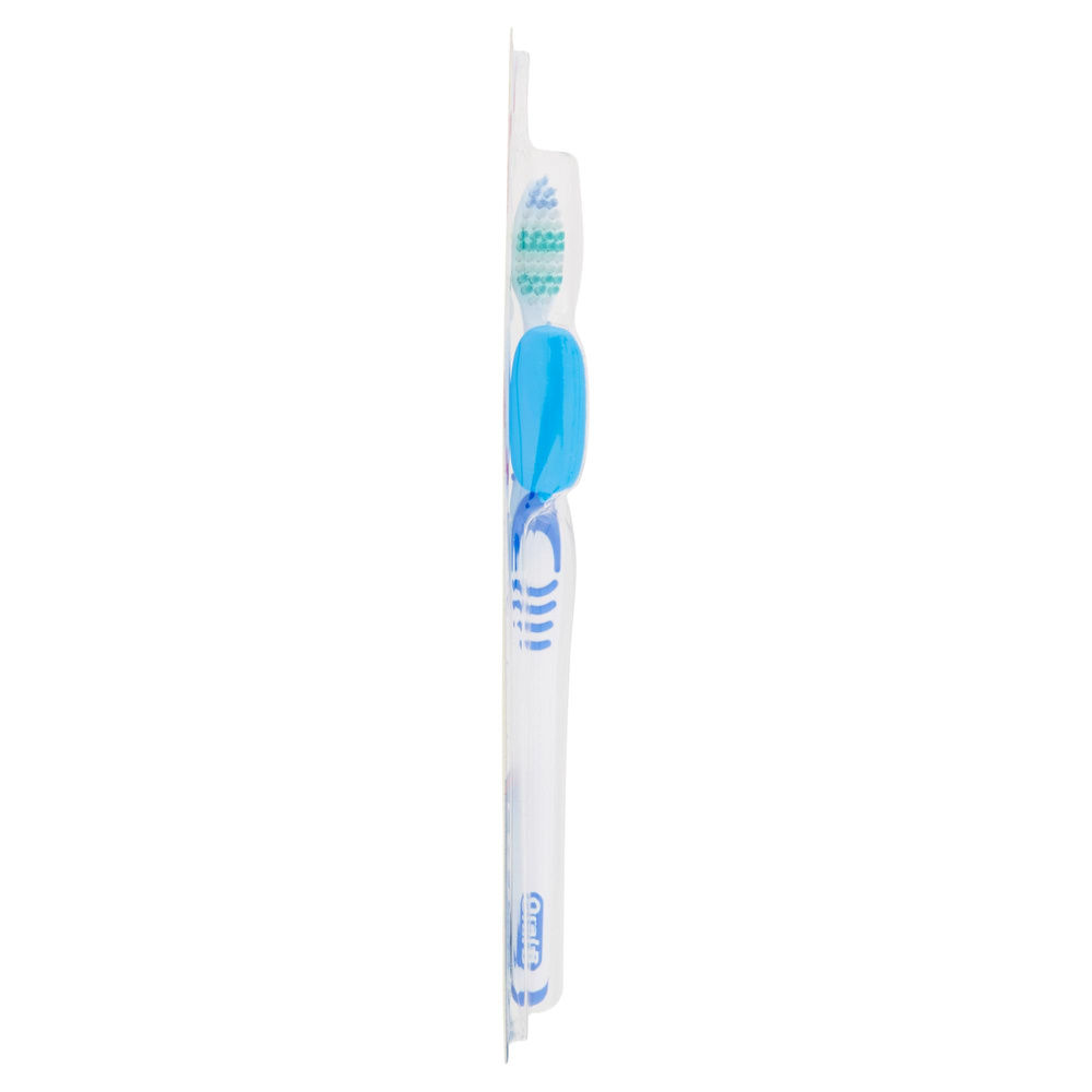 SPAZZOLINO DA DENTI ORAL B ADULTI CLASSIC CARE 40 MEDIO PZ. 1 - 3