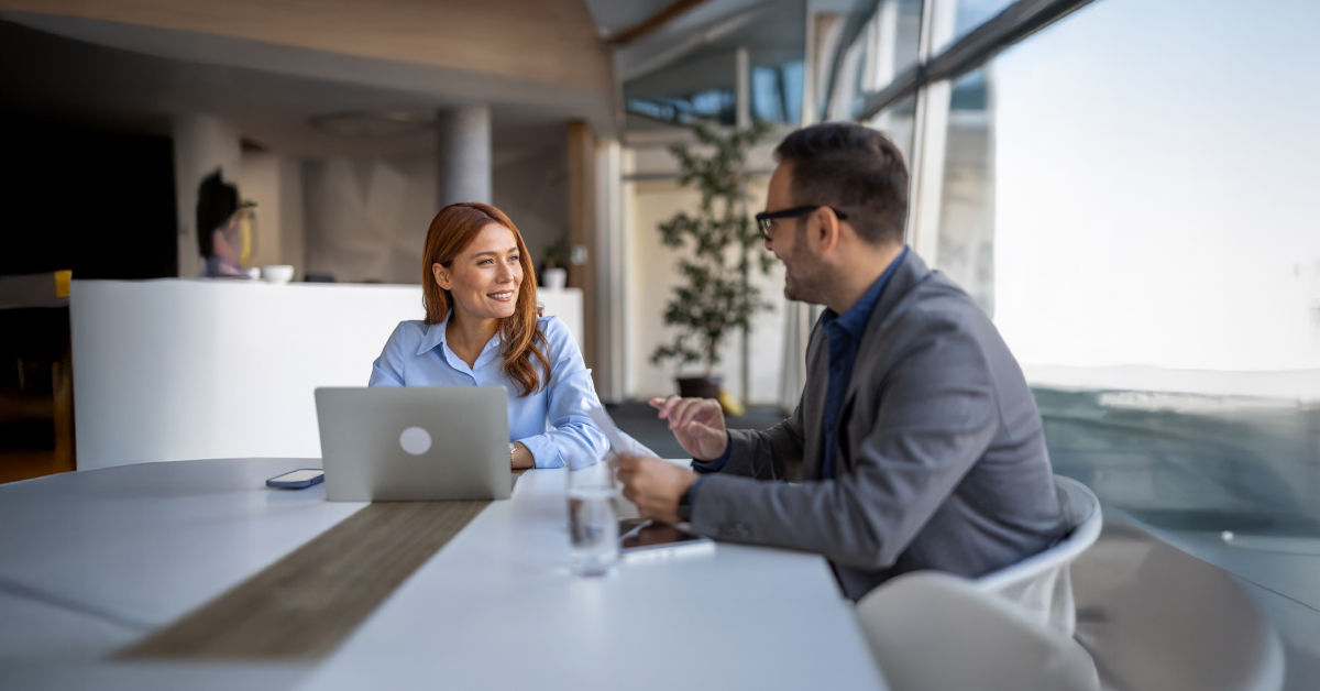 Texto y media alt text