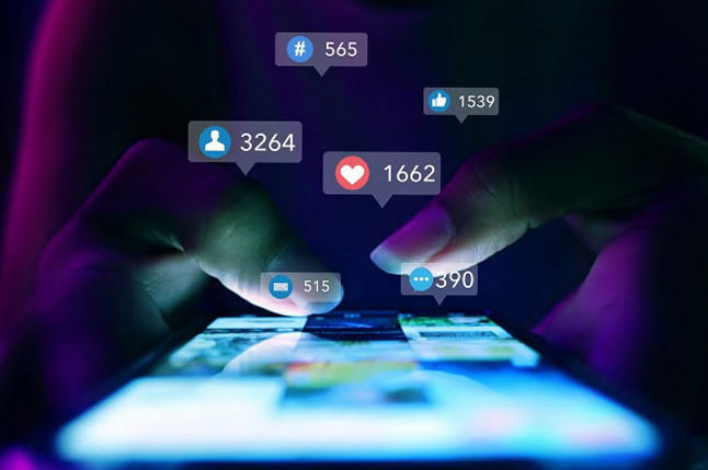 Texto y media alt text