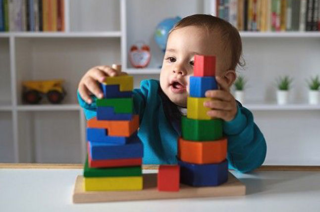 Texto y media alt text