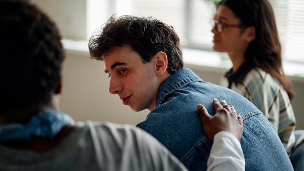 Texto y media alt text