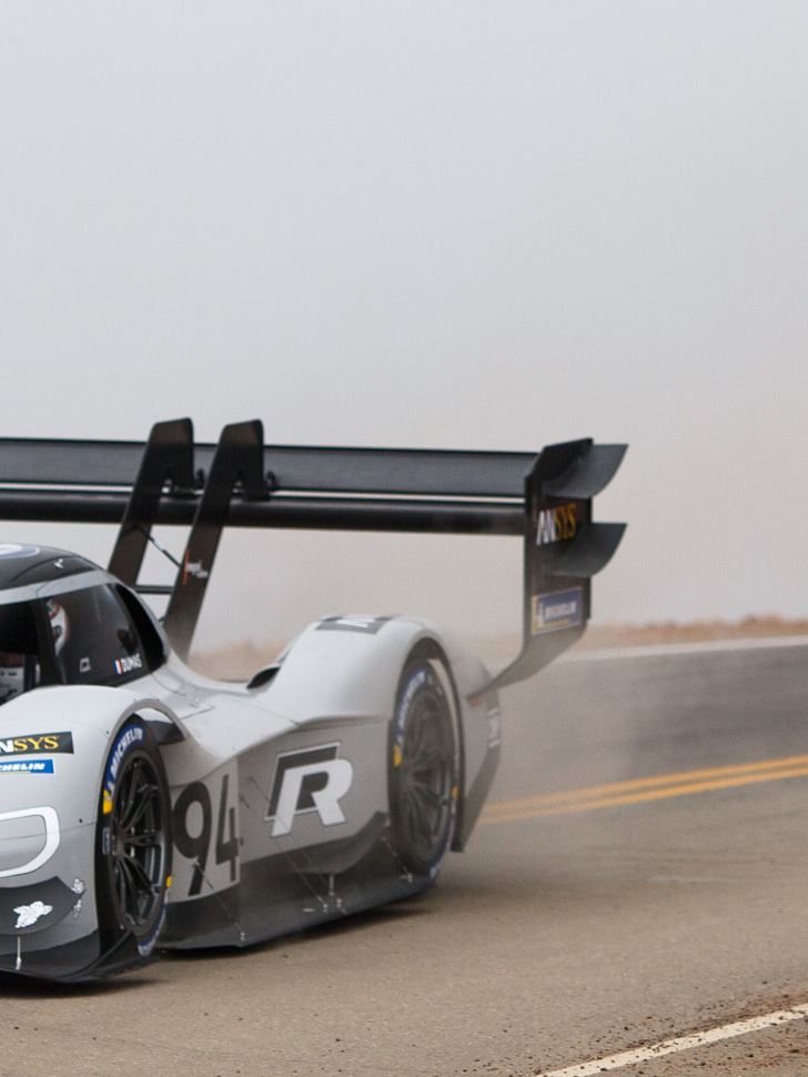 Checkered flag for the ID. R Pikes Peak