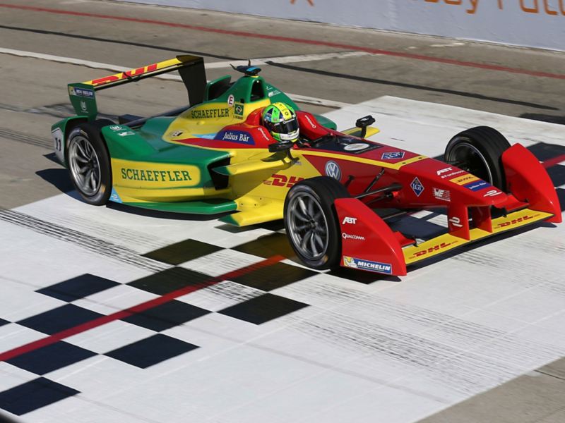 Auto da corsa elettrica di “Formula E”