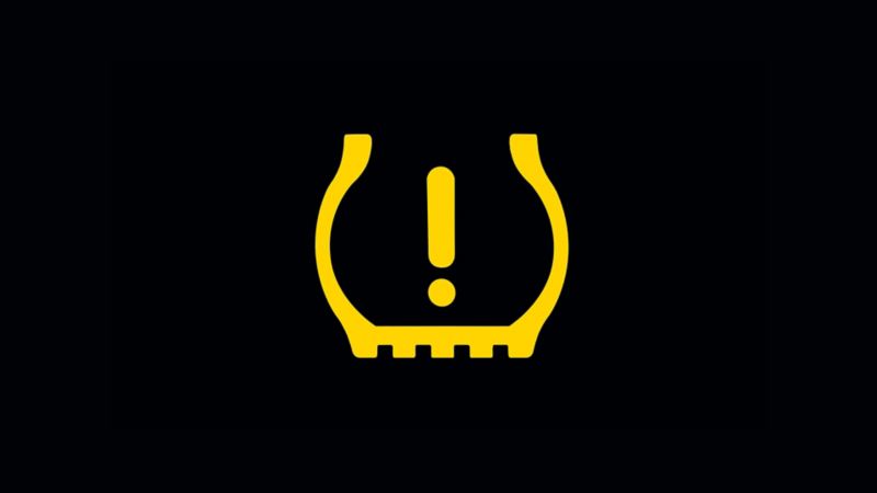 Icona della spia di controllo della pressione degli pneumatici.