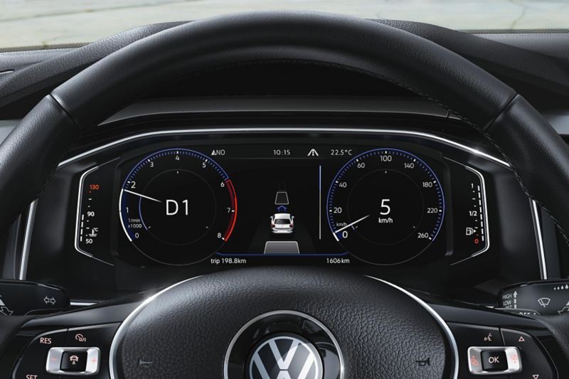 Polo bezpieczny i oszczędny samochód miejski Volkswagen