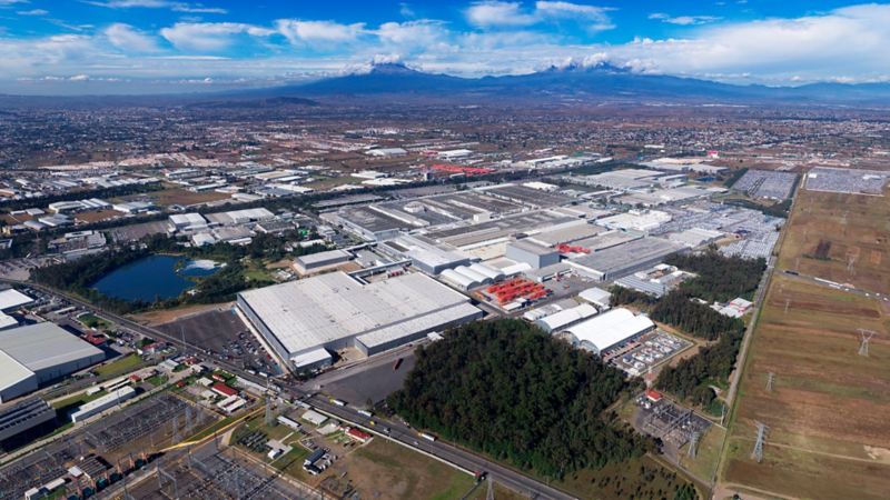 Toma aérea de la planta Volkswagen de Puebla