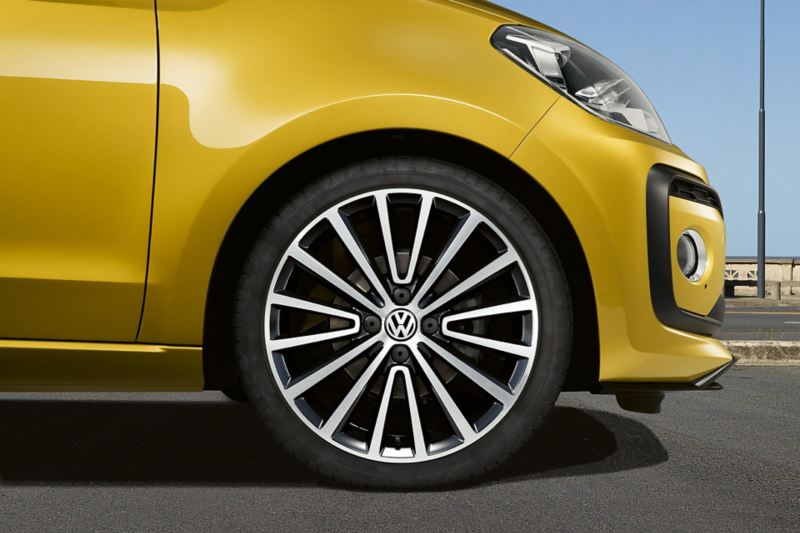 VW up! rim "polygon" in black with polished surface