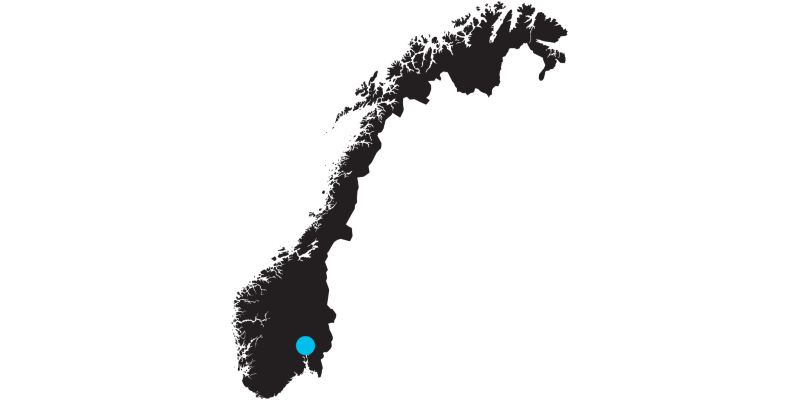 Outline of a map of Norway with a mark on the location of Oslo