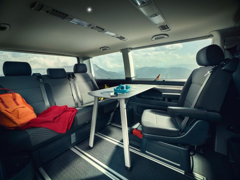 Interiören i VW Multivan 6.1 är mycket flexibel och anpassningsbar