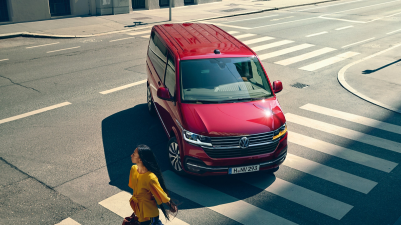 Volkswagen Véhicules Utilitaires Multivan 6.1 rouge