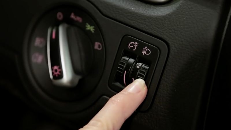 Car Light Maintenance Guides Volkswagen Uk