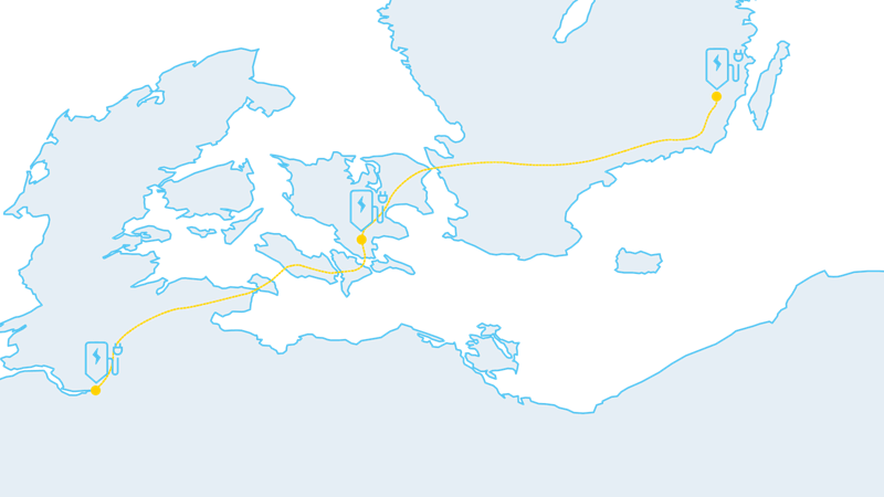 Carte routière indiquant un itinéraire long avec des stations de recharge en chemin