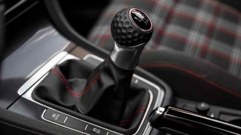 Transmisión de Golf GTI de VW - Auto deportivo con motor potencia