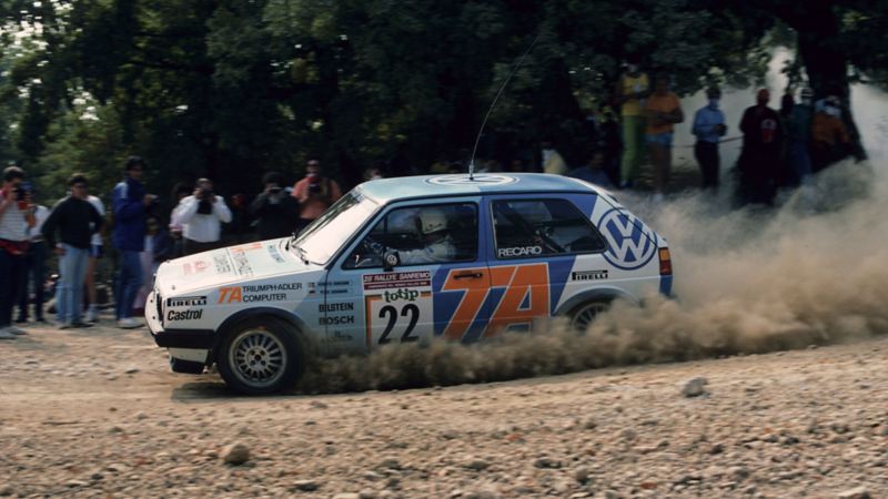 Kenneth Eriksson och golfen på rally i Afrika med Volkswagen. 