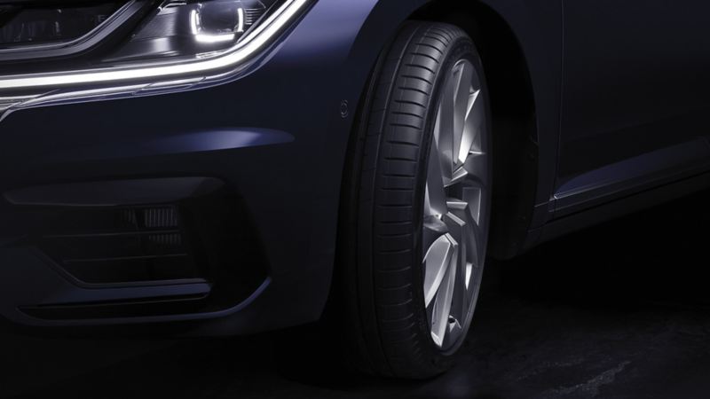 Närbild på VW däck