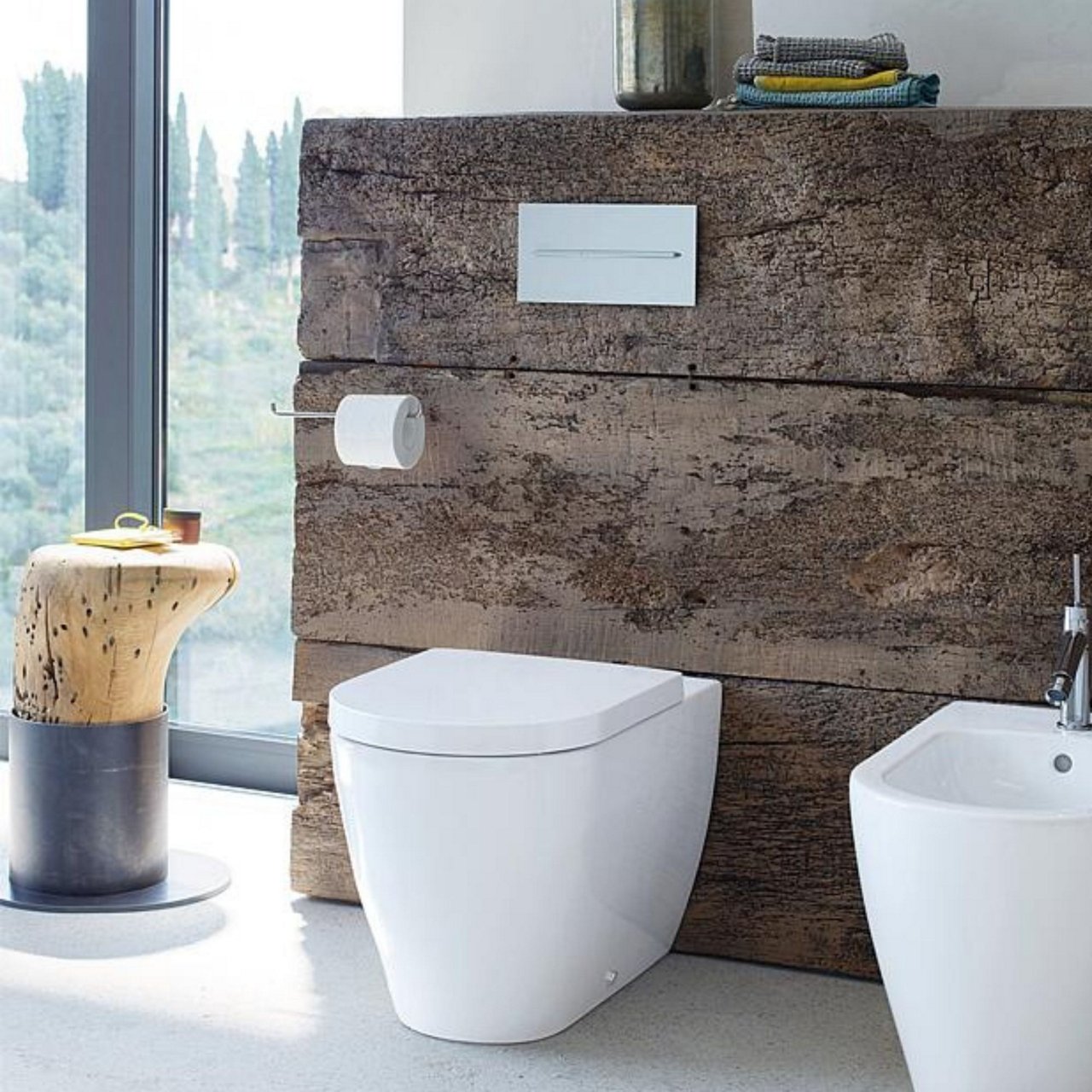 Toilette sur pied à évier Duravit ME by Starck
