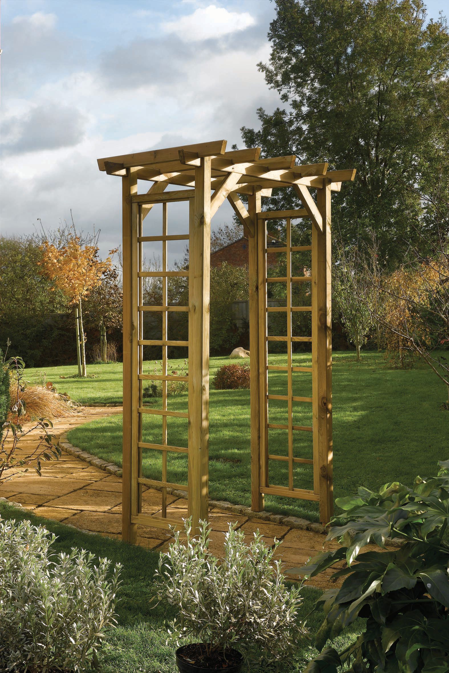 Rowlinson Wooden Square Trellis Garden Arch - 1500 x 900 mm