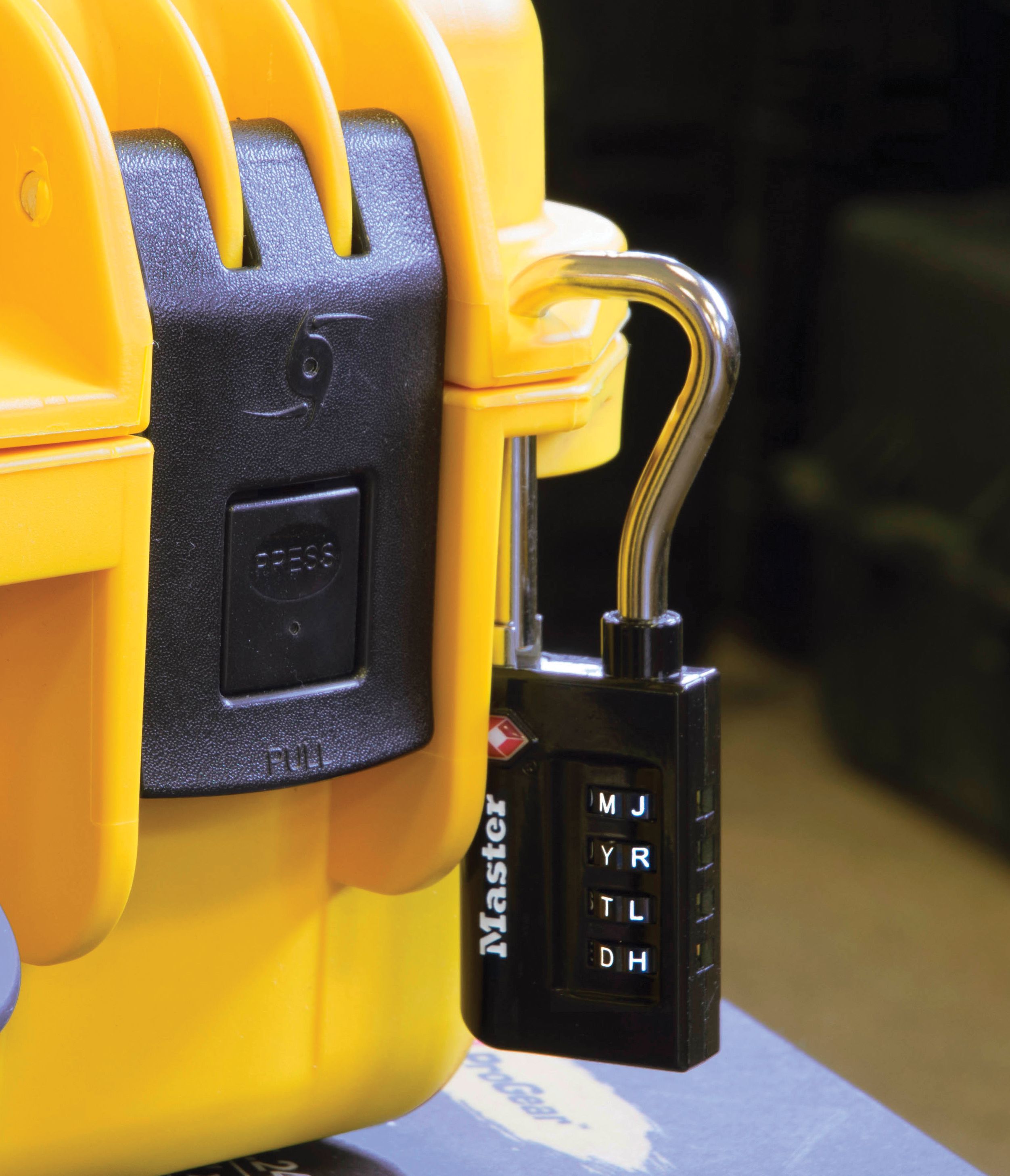 Master Lock TSA 4 Digit Combination Heavy Duty Travel Padlock - 35mm