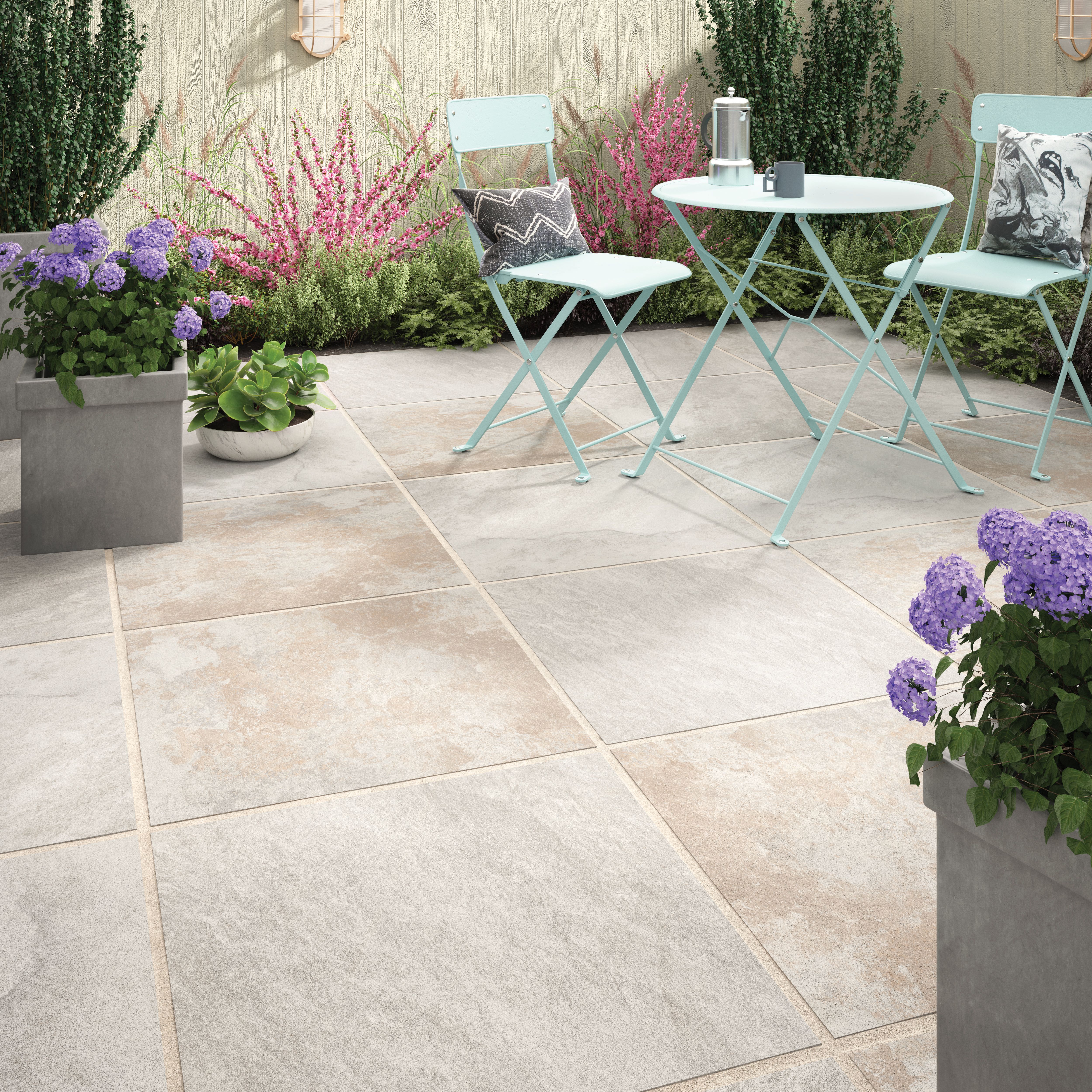 Porcelain Outdoor Tile | wickes.co.uk