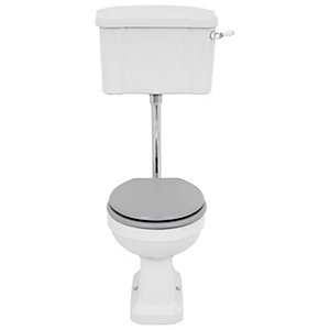 Wickes Oxford Traditional Low Level Toilet Pan, Cistern & Grey Soft Close Seat