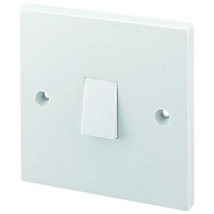 Wickes 10 Amp 1 Gang 1 Way Light Switch - White
